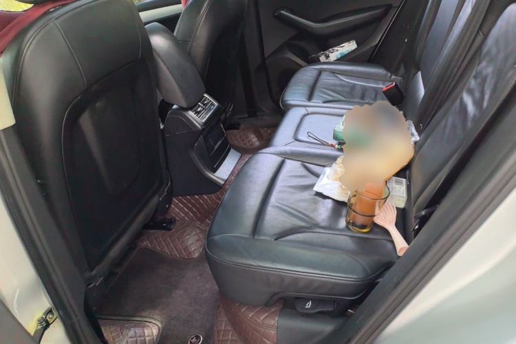 Used Audi Q5 2010 2.0TFSI Technology Edition Left Rear Seat