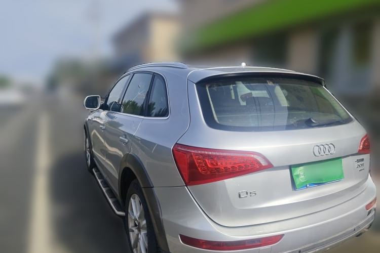 Used Audi Q5 2010 2.0TFSI Comfort Version Rear Left 45 Deg