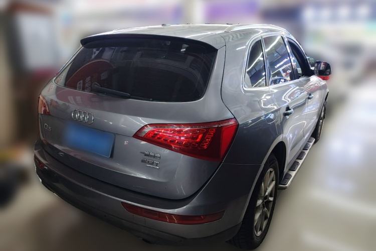 Used Audi Q5 2010 2.0TFSI Comfort Version Rear Right 45 Deg