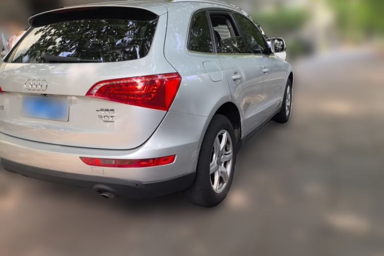 Used Audi Q5 2010 2.0TFSI Technology Edition Rear Right 45 Deg