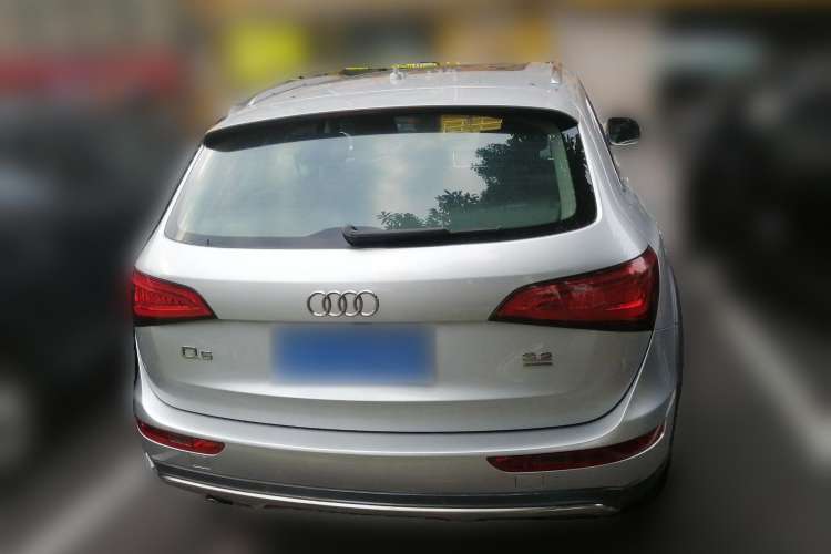Used Audi Q5 2010 3.2 FSI Off-road Version Rear