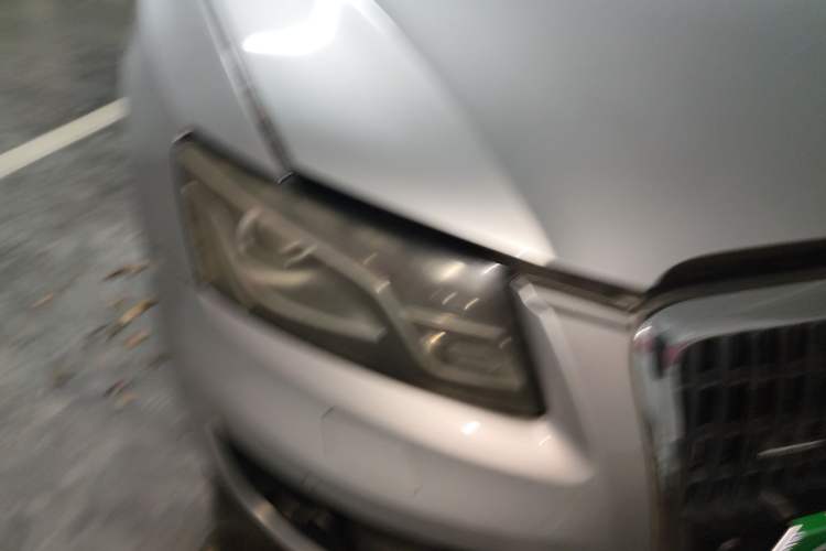 Used Audi Q5 2010 2.0TFSI Technology Edition Right Front Headlight