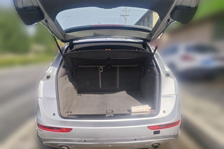 Used Audi Q5 2010 2.0TFSI Comfort Version Trunk