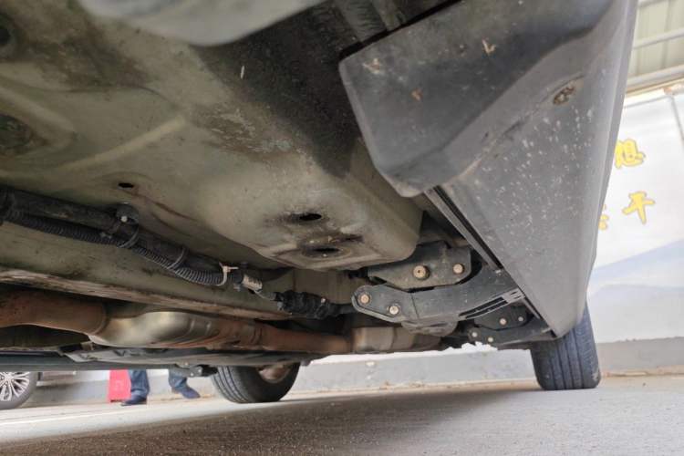 Used Audi Q5 2010 2.0TFSI Comfort Version Chassis Front Left