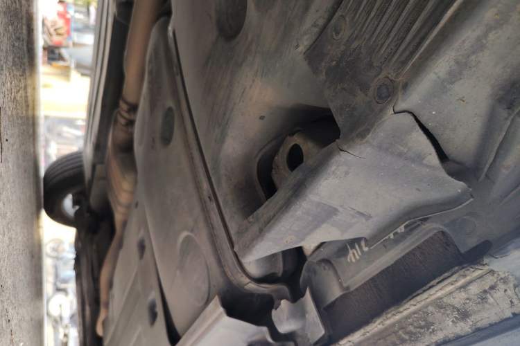 Used Audi Q5 2010 2.0TFSI Comfort Version Chassis Rear Right