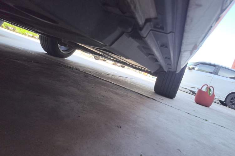Used Audi Q5 2010 3.2 FSI Sport Edition Chassis Rear Right