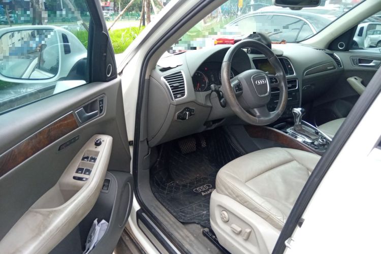 Used Audi Q5 2010 3.2 FSI Sport Edition Driver Seat