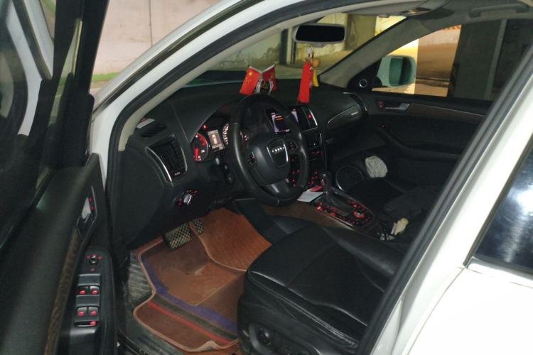 Used Audi Q5 2010 3.2 FSI Sport Edition Driver Seat