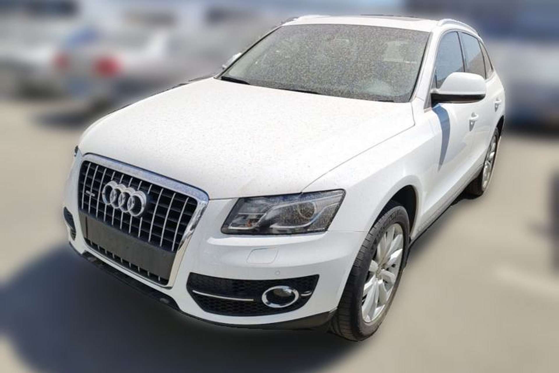 Used Audi Q5 2010 2.0TFSI Luxury Edition Front Left 45 Deg