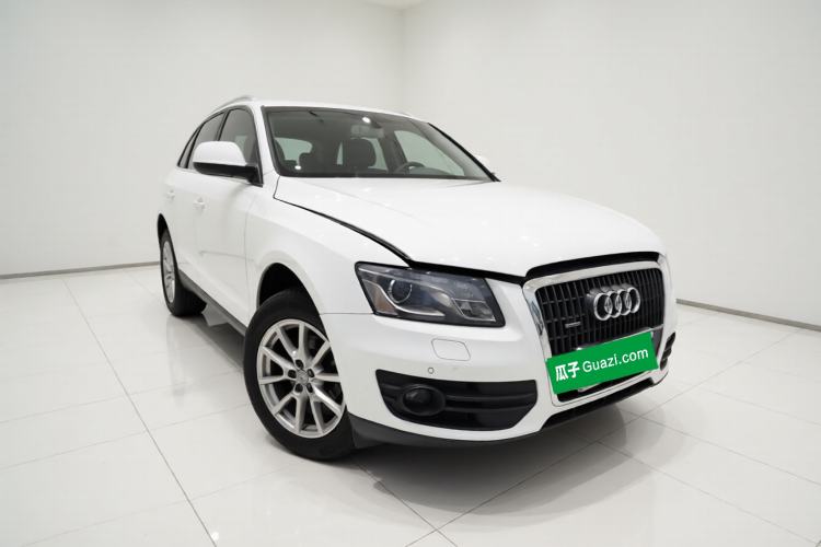 Used Audi Q5 2010 2.0TFSI Comfort Version Front Right 45 Deg
