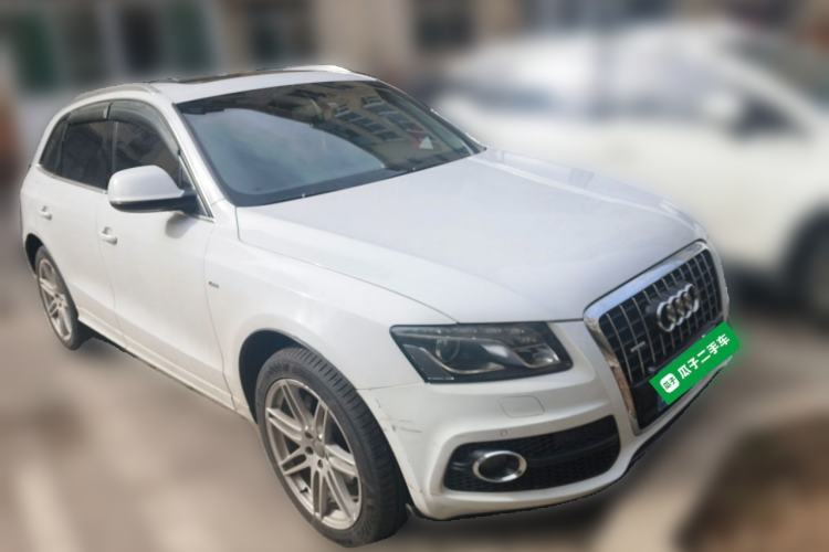 Used Audi Q5 2010 3.2 FSI Sport Edition Front Right 45 Deg