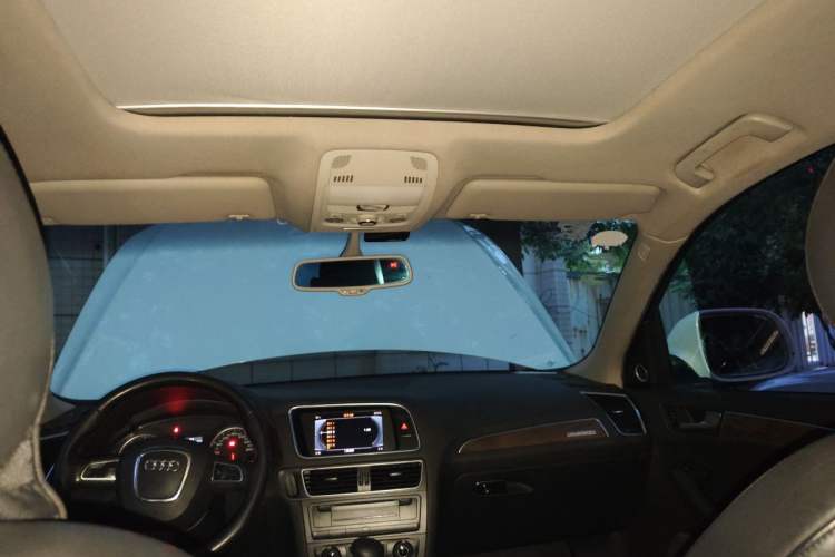Used Audi Q5 2010 3.2 FSI Sport Edition Headliner
