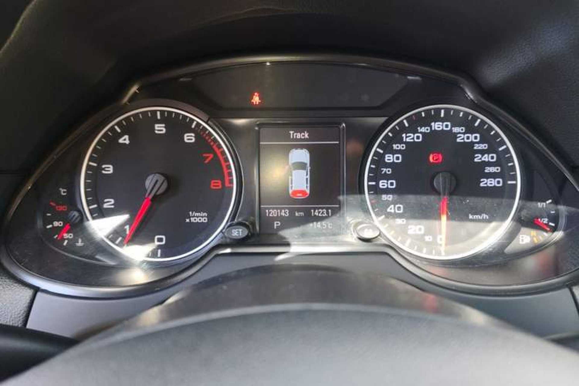 Used Audi Q5 2010 2.0TFSI Luxury Edition Instrument Cluster