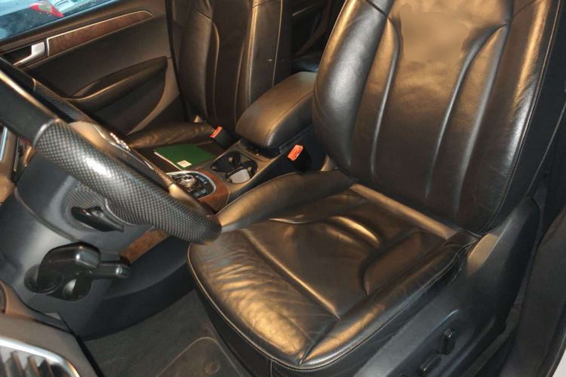 Used Audi Q5 2010 3.2 FSI Sport Edition Left Front Seat