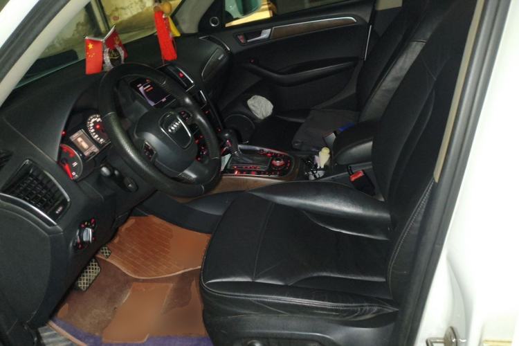 Used Audi Q5 2010 3.2 FSI Sport Edition Left Front Seat