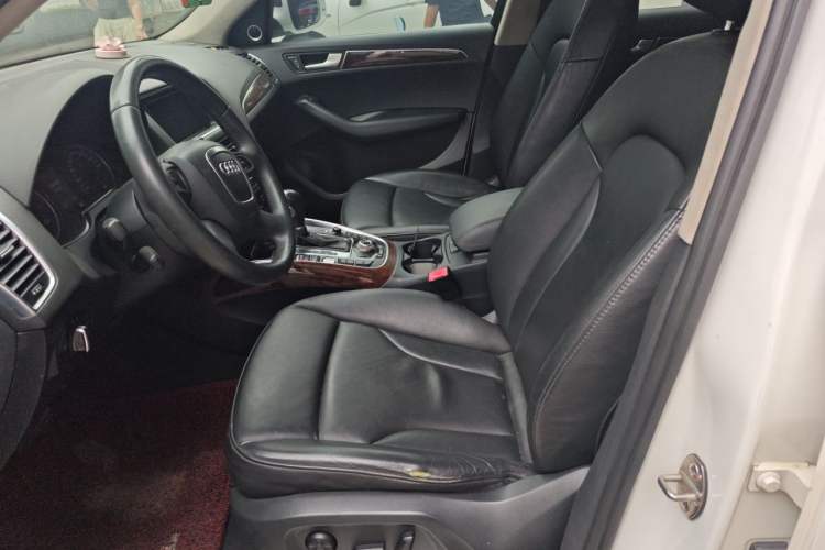 Used Audi Q5 2010 2.0TFSI Comfort Version Left Front Seat