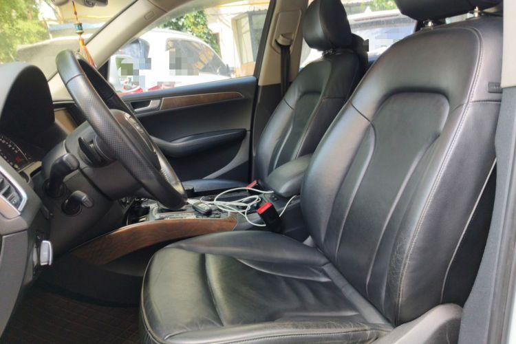 Used Audi Q5 2010 3.2 FSI Sport Edition Left Front Seat