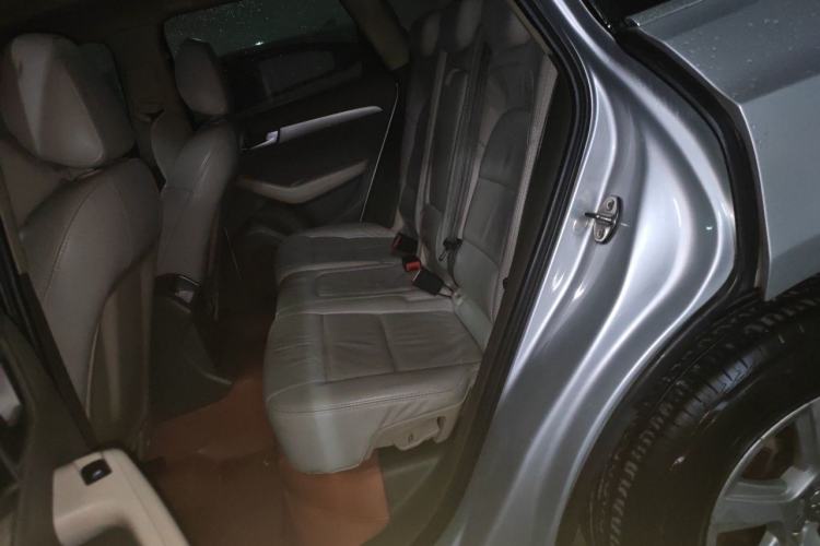 Used Audi Q5 2010 2.0TFSI Trendy Edition Left Rear Seat