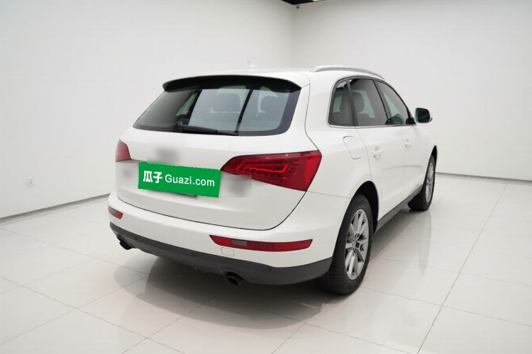 Used Audi Q5 2010 2.0TFSI Comfort Version Rear Right 45 Deg