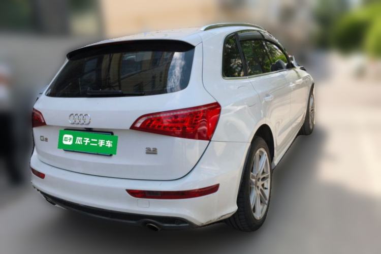 Used Audi Q5 2010 3.2 FSI Sport Edition Rear Right 45 Deg