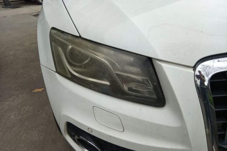 Used Audi Q5 2010 3.2 FSI Sport Edition Right Front Headlight