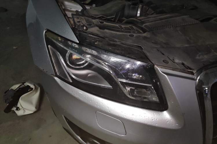 Used Audi Q5 2010 2.0TFSI Trendy Edition Right Front Headlight