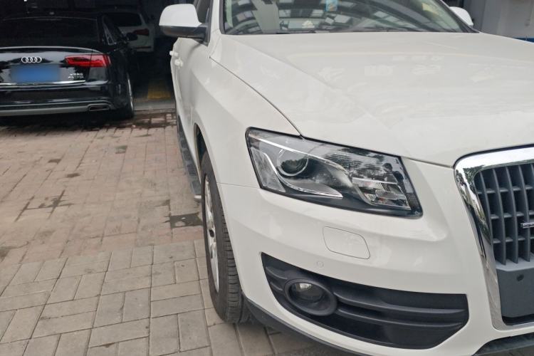 Used Audi Q5 2010 2.0TFSI Comfort Version Right Front Headlight