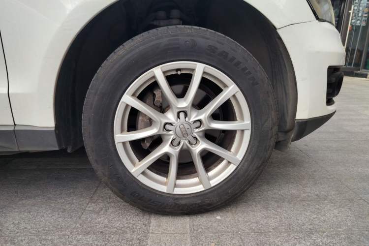 Used Audi Q5 2010 2.0TFSI Comfort Version Right Front Wheel Hub