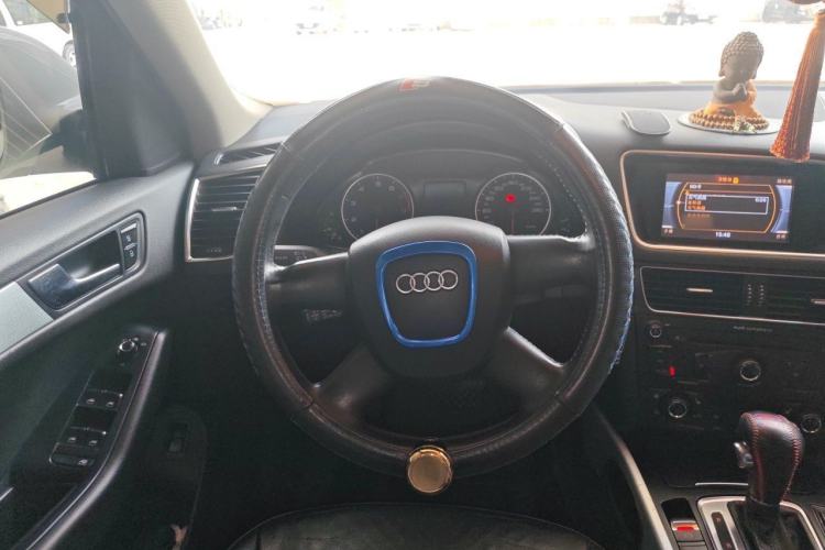 Used Audi Q5 2010 2.0TFSI Comfort Version Steering Wheel
