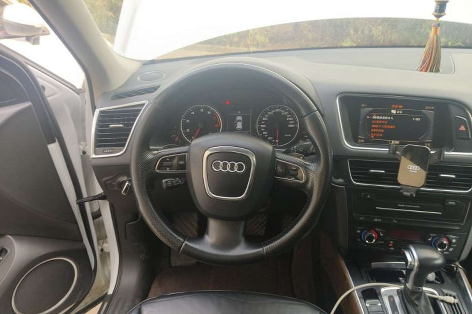 Used Audi Q5 2010 3.2 FSI Sport Edition Steering Wheel