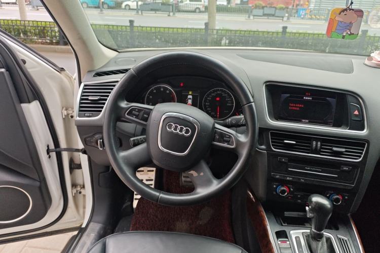 Used Audi Q5 2010 2.0TFSI Comfort Version Steering Wheel