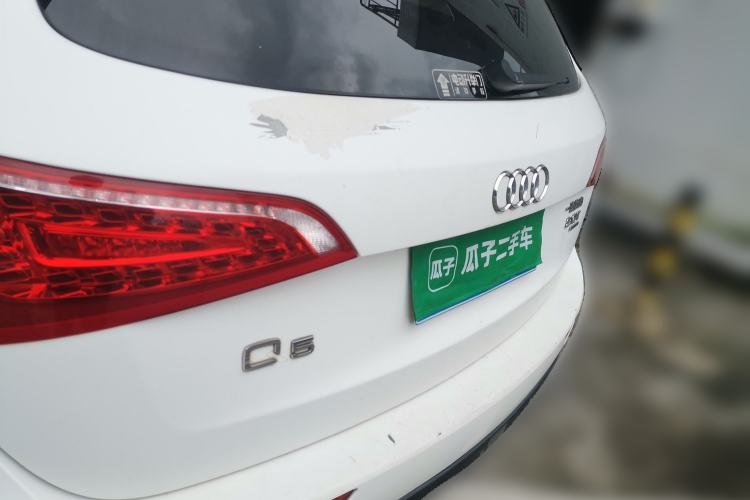 Used Audi Q5 2010 2.0TFSI Luxury Edition Trunk