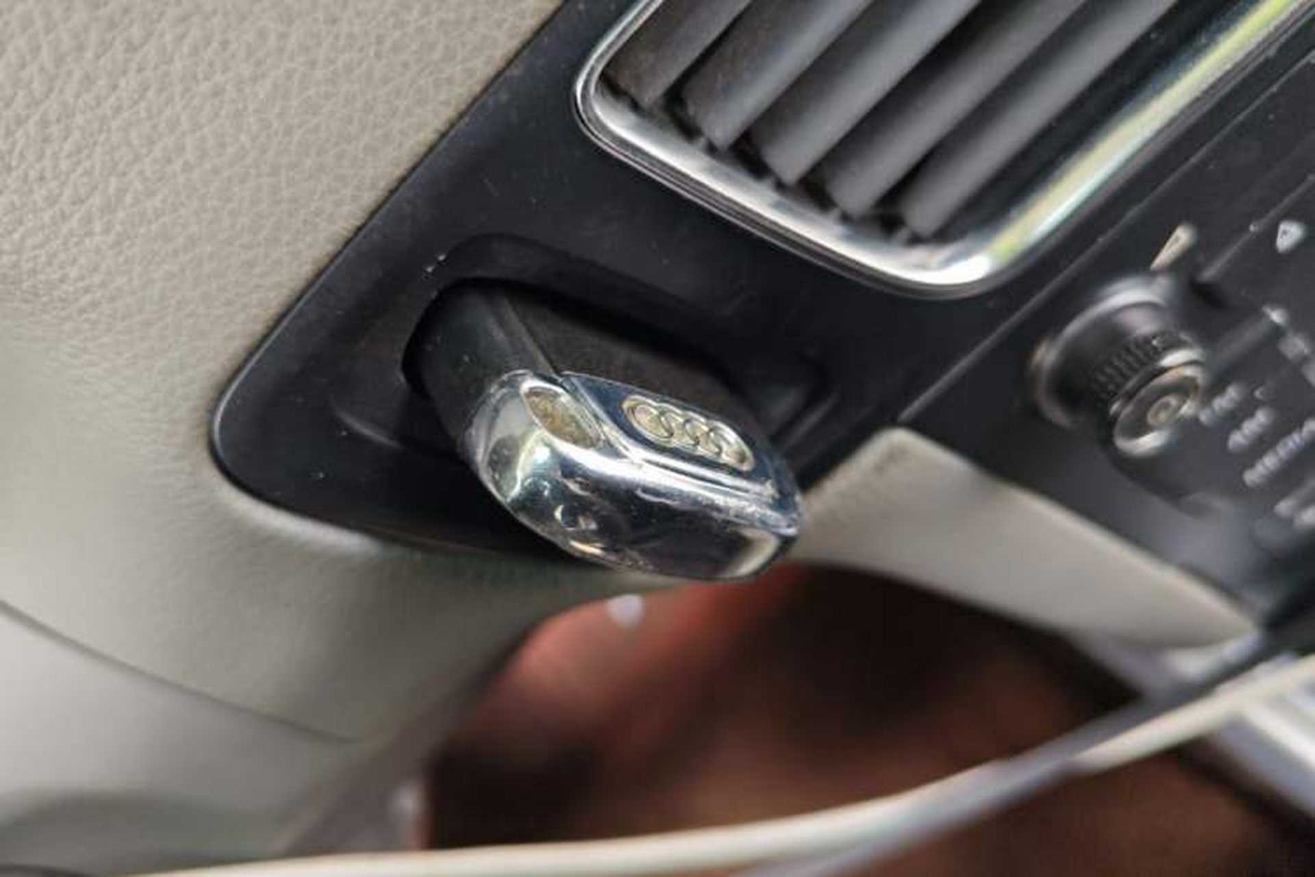 Used Audi Q5 2010 2.0TFSI Technology Edition Vehicle Key