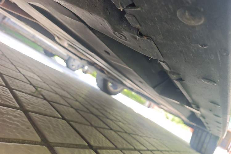 Used Audi Q5 2011 2.0TFSI Luxury Edition Chassis Front Left