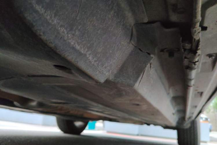 Used Audi Q5 2011 2.0TFSI Comfort Version Chassis Front Left