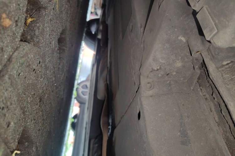 Used Audi Q5 2011 2.0TFSI Luxury Edition Chassis Front Right