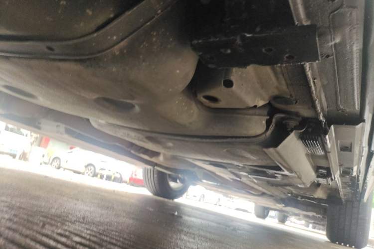 Used Audi Q5 2011 2.0TFSI Comfort Version Chassis Rear Right