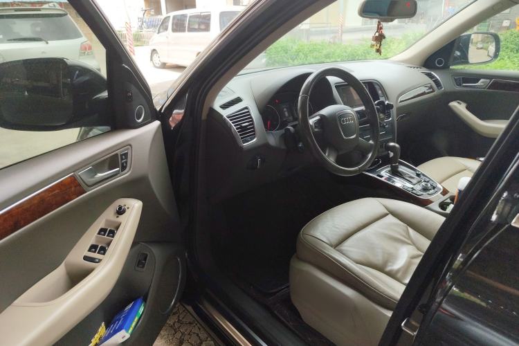 Used Audi Q5 2011 2.0TFSI Comfort Version Driver Seat