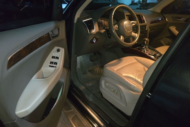 Used Audi Q5 2011 2.0TFSI Comfort Version Driver Seat