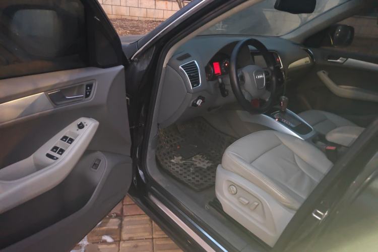 Used Audi Q5 2011 2.0TFSI Comfort Version Driver Seat