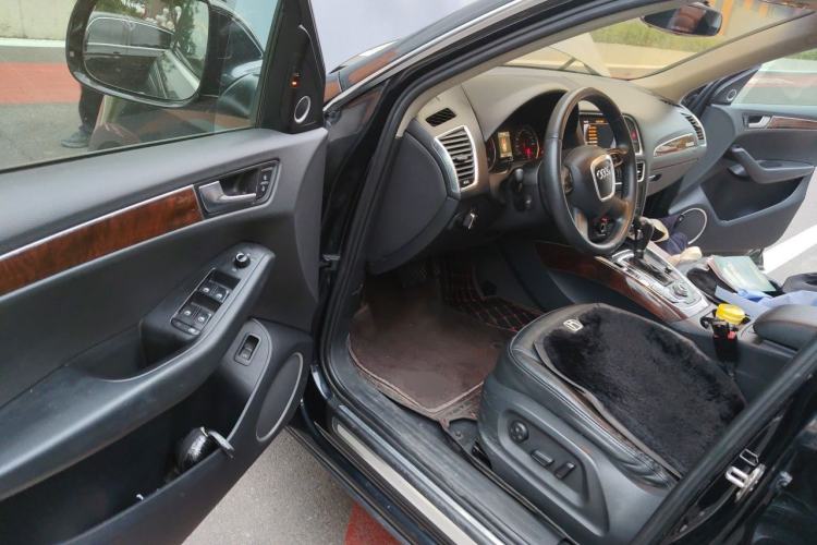 Used Audi Q5 2011 2.0TFSI Comfort Version Driver Seat