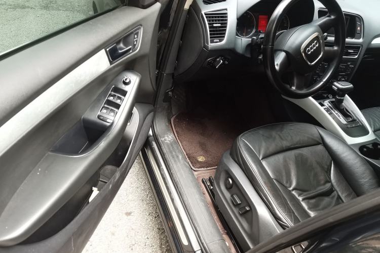 Used Audi Q5 2011 2.0TFSI Technology Model Driver Seat