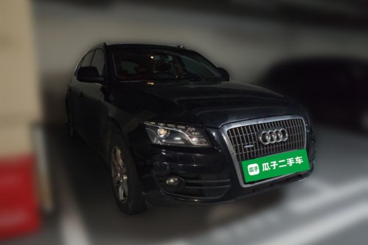 Used Audi Q5 2011 2.0TFSI Technology Model Front Right 45 Deg
