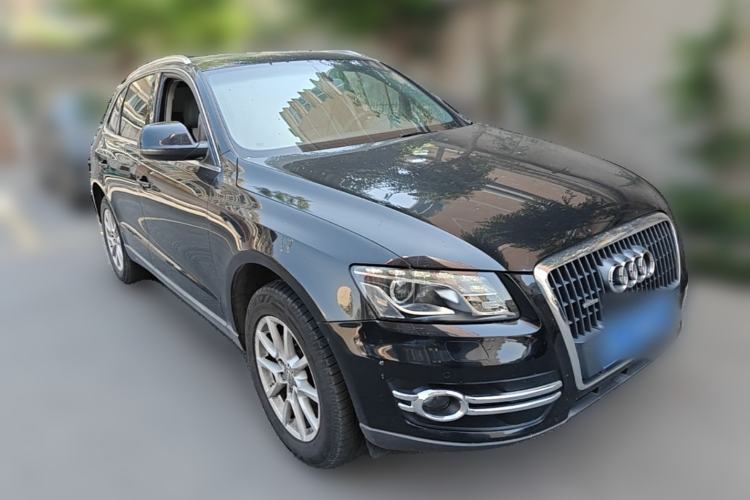 Used Audi Q5 2011 2.0TFSI Comfort Version Front Right 45 Deg