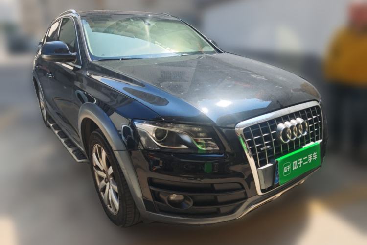 Used Audi Q5 2011 2.0TFSI Luxury Edition Front Right 45 Deg