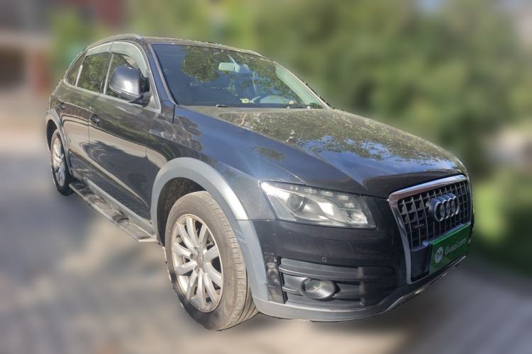 Used Audi Q5 2011 2.0TFSI Luxury Edition Front Right 45 Deg