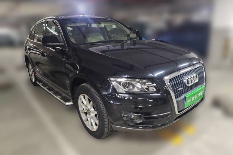 Used Audi Q5 2011 2.0TFSI Comfort Version Front Right 45 Deg