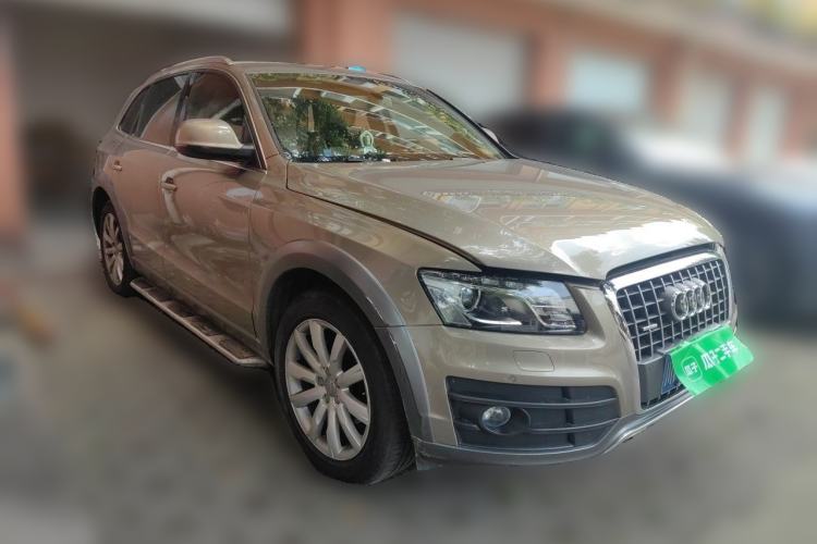Used Audi Q5 2011 2.0TFSI Luxury Edition Front Right 45 Deg
