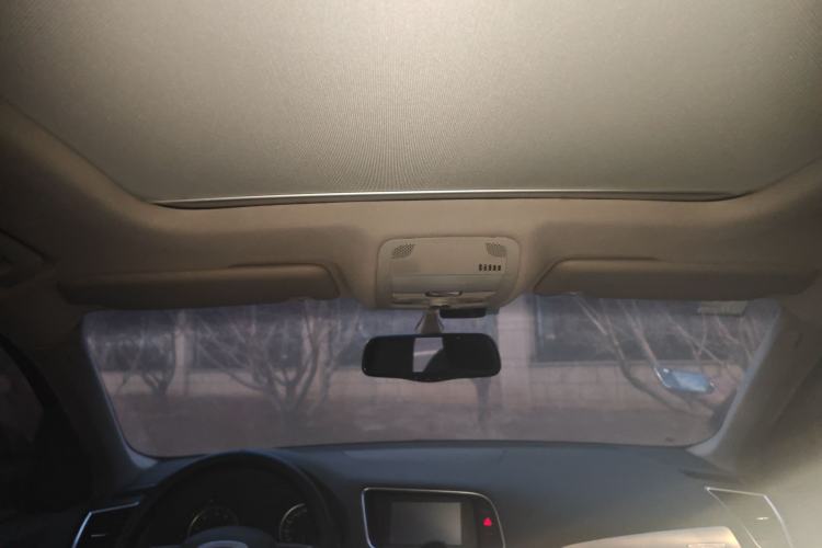 Used Audi Q5 2011 2.0TFSI Comfort Version Headliner