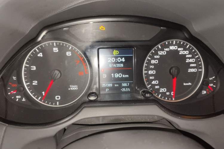 Used Audi Q5 2011 2.0TFSI Technology Model Instrument Cluster